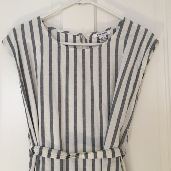 Striped belted dress - Picture 2 of 5